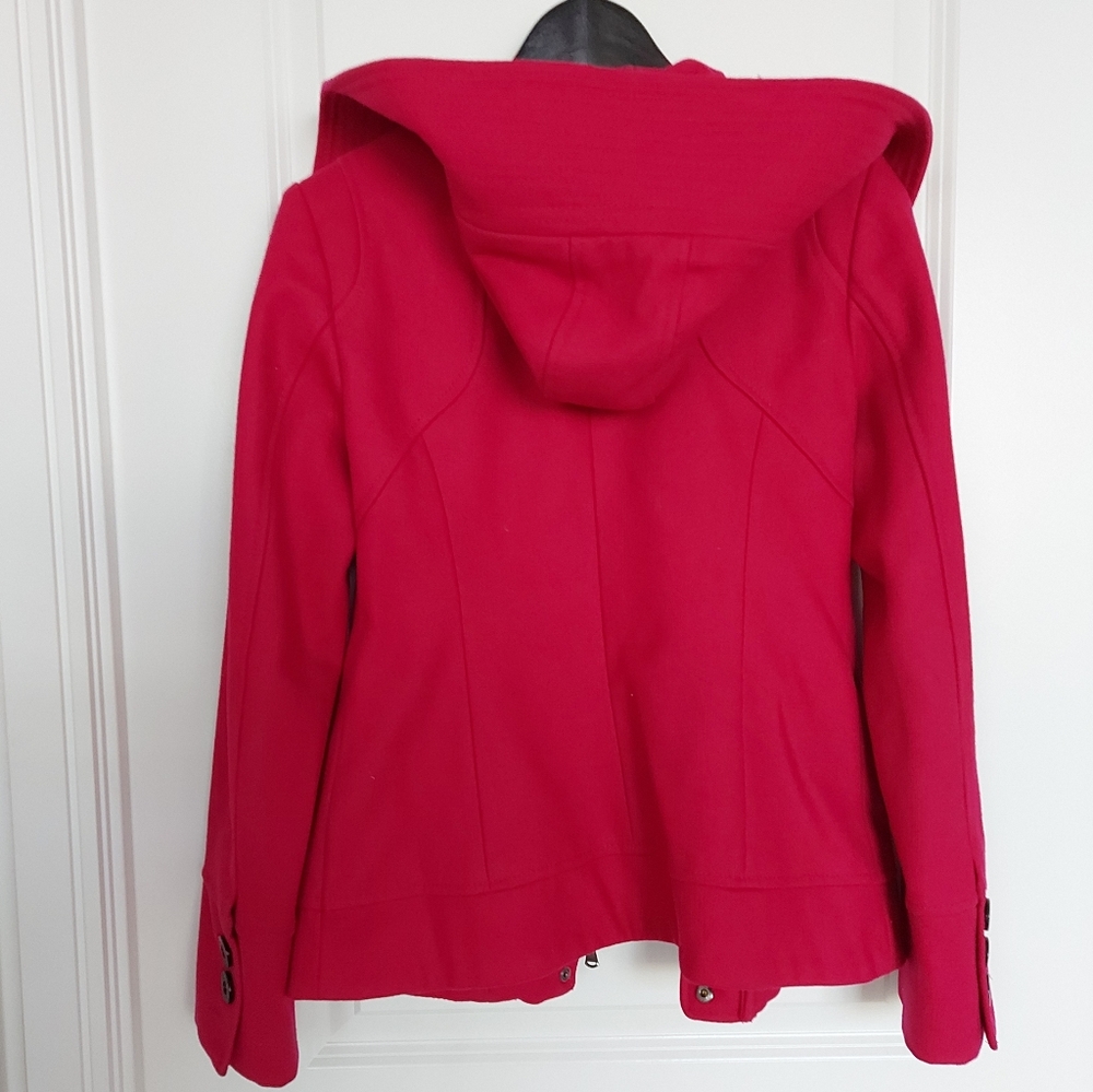Guess Jacket🛍 - Picture 10 of 16
